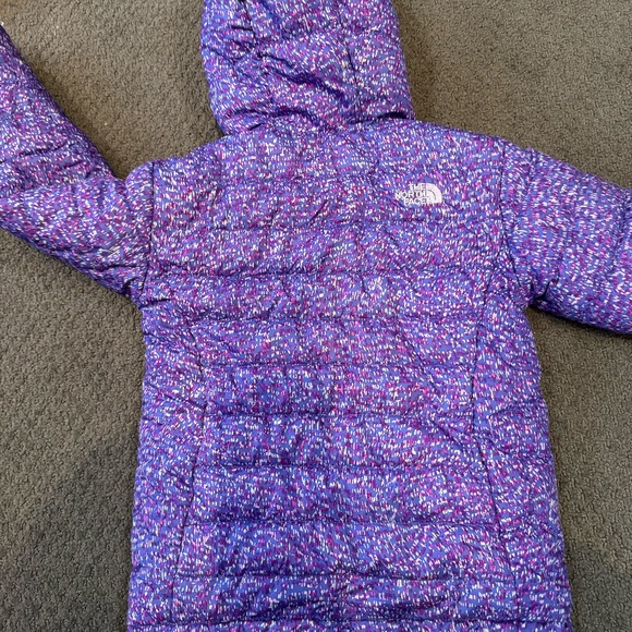 North Face Good Used Girls Size 5 Thin Puffer Coat Reversible - Picture 2 of 3